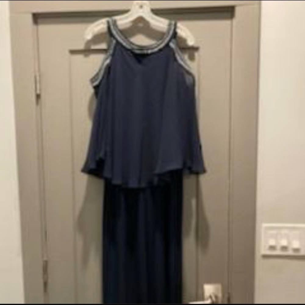 Alex Evenings Cold-Shoulder
Bead-Trim Dress 14